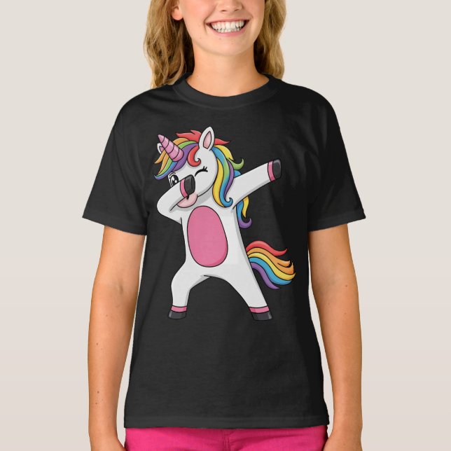 Camiseta Unicornio guiñando arcoíris haciendo dab (Anverso)