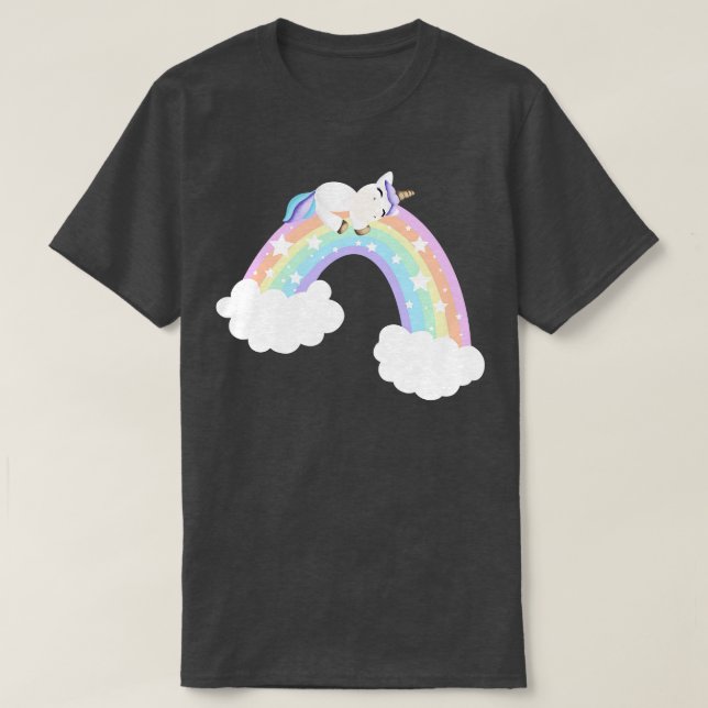 Camiseta Unicornio lindo sobre un arcoiris (Diseño del anverso)