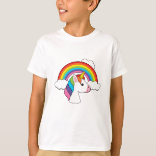 Camiseta Unicornio y arcoiris con nubes kawaii
