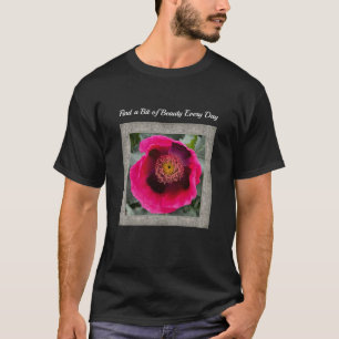Camiseta Unisex con adormidera magenta