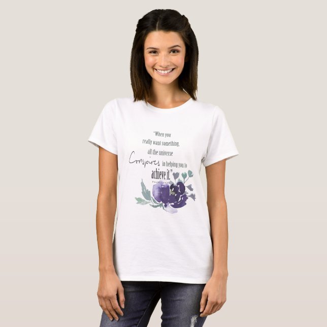 CAMISETA UNIVERSE LE CONSPIRA PARA ALCANZAR LA FLORAL AZUL  (Anverso completo)