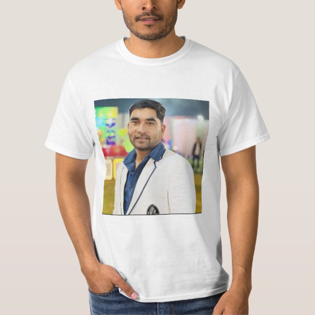 Camiseta "Unke Tasveer se Rangin T-Shirt: Bade Bha (Anverso)