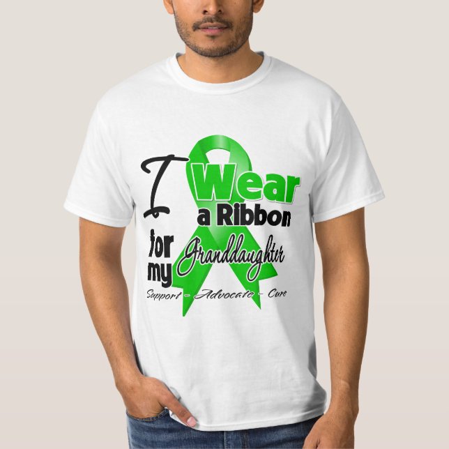 Camiseta Uso una cinta verde para mi nieta (Anverso)