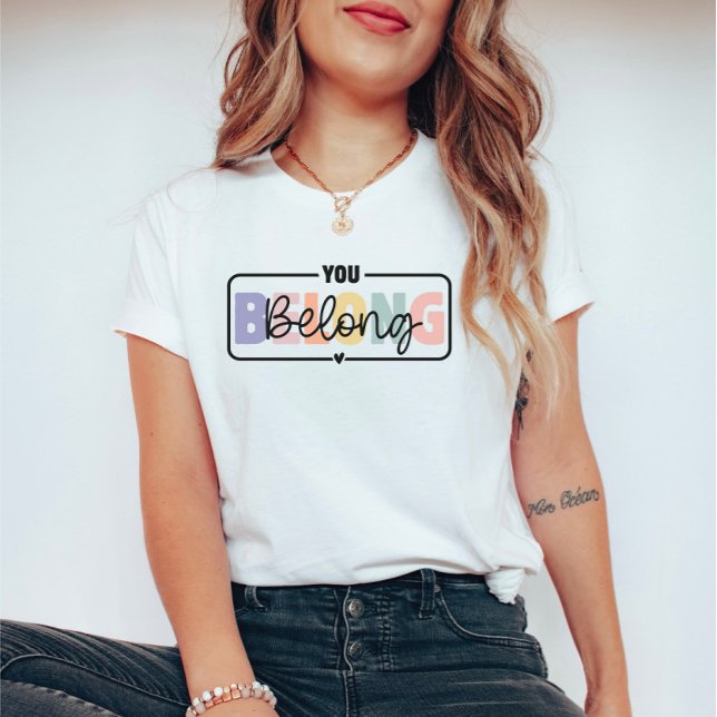 Camiseta Usted pertenece a una cita de salud mental (Subido por el creador)