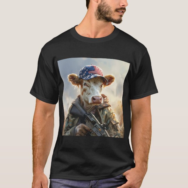 Camiseta Vaca Guay MAGA con arma y camuflaje AMÉRICA (Anverso)