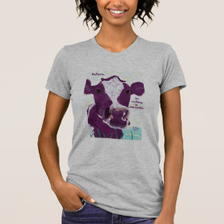 Camiseta Vaca púrpura que comtempla muy posiblemente vuelo