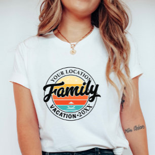 Camiseta Vacaciones familiares en puesta de sol retro; ubic