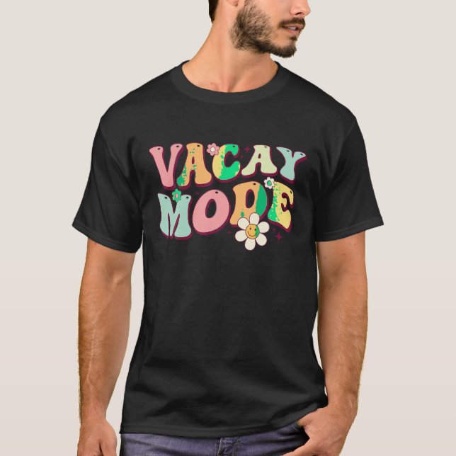 Camiseta Vacay Mode Retro Groovy Funny Family Holiday Men W (Anverso)