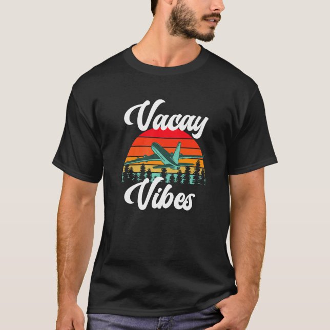 Camiseta Vacay Vibes Retro Beach Vacaciones Airp de verano (Anverso)