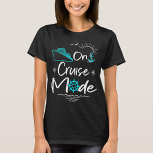 Camiseta Vacuna de la familia coincidente en modo de crucer