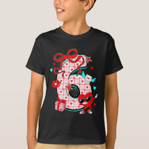 Camiseta Valentín 67 Seis Siete Meme Dando Corazones Pareja