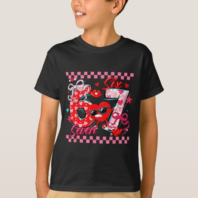 Camiseta Valentine 67 Six Seven Meme Dabbing Hearts Matchin (Anverso)