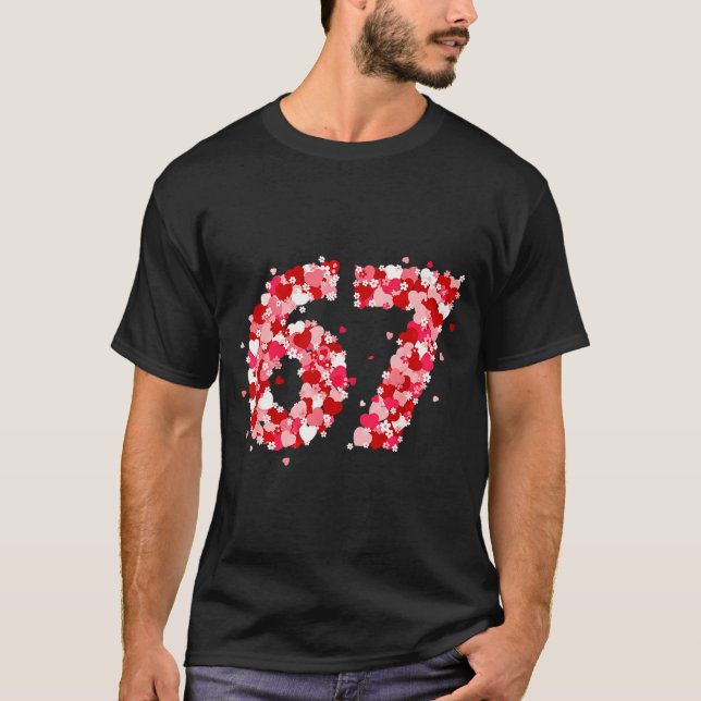 Camiseta Valentine’s Day 67 Meme With Hearts Funny Six Seve (Anverso)