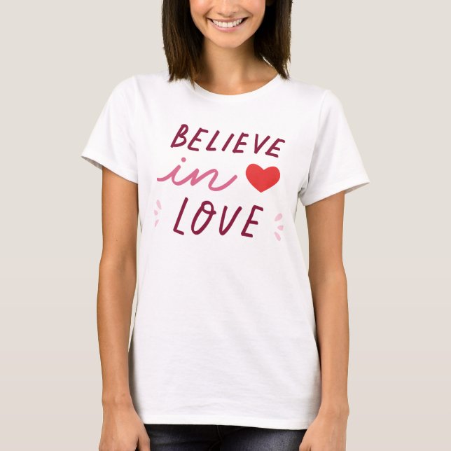 Camiseta Valentine’s Day Love Charm (Anverso)