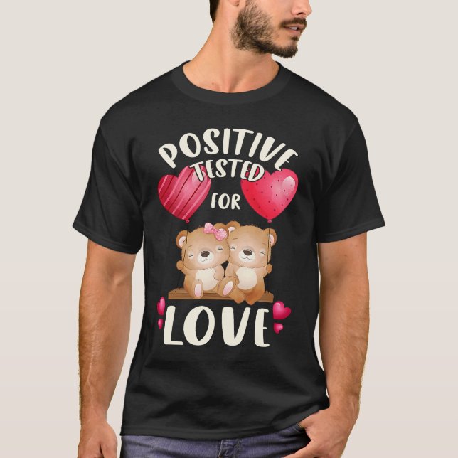 Camiseta Valentine's day for couples bear couple on a swing (Anverso)