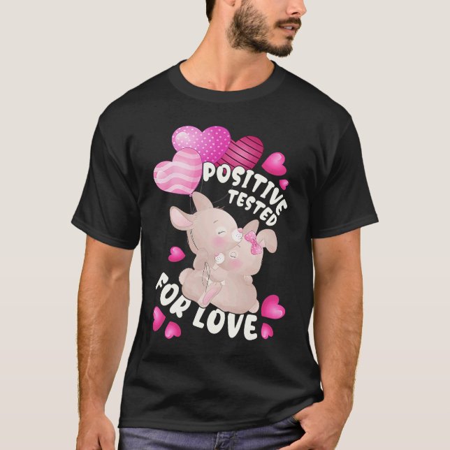 Camiseta Valentine's day for couples bunnies with heart bal (Anverso)