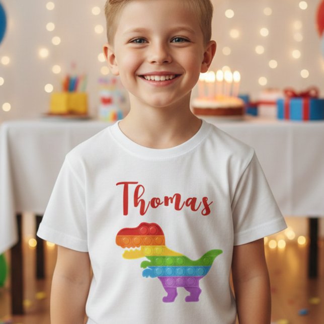 Camiseta ¡Vamos! Pastel pop it dino boy (Subido por el creador)