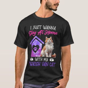 Camiseta Van Turco SOLO QUIERO QUEDARME EN CASA CON MI TURC