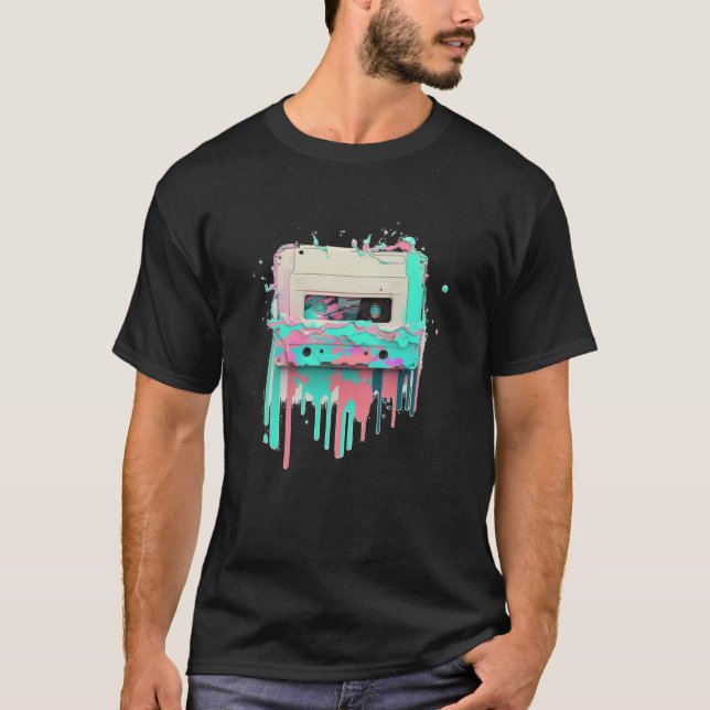 Camiseta Vaperwave Aesthetic Glitch Cassette Tape Retrowave (Anverso)