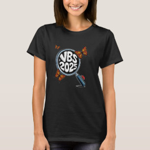 Camiseta VBS 2025 Vacation Bible School VBS Team Hand Lens