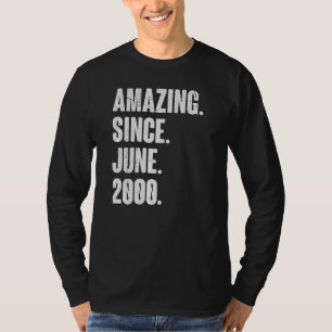 Camiseta Veintidós años asombrosamente desde junio de 2009