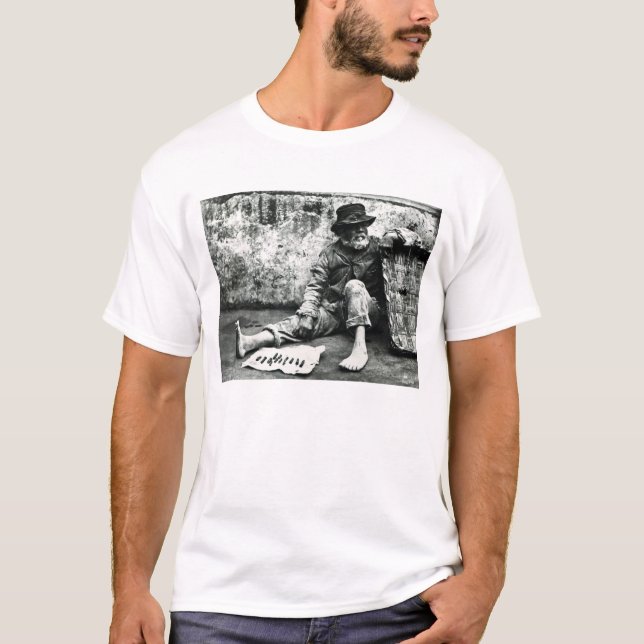 Camiseta vendedor del Cigarro-fin, c, 1865 (foto de b/w) (Anverso)