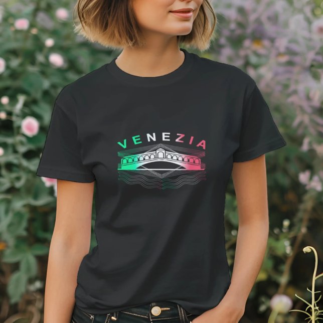 Camiseta Venezia Rialto Bold Lines mujeres básicas (Subido por el creador)