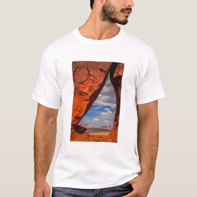 Camiseta Ventana de roca a Monument Valley, AZ (Anverso)