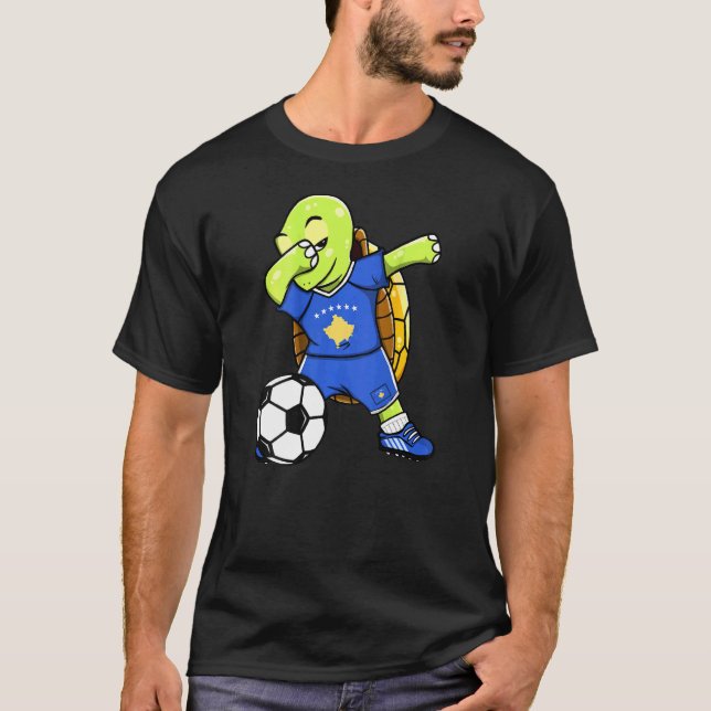 Camiseta Ventiladores de la tortuga Dabbing Kosovo (Anverso)