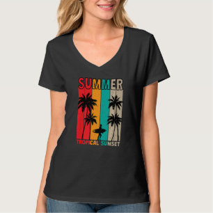 Camiseta Verano Tropical Sunset Surf In Retro Style Premium
