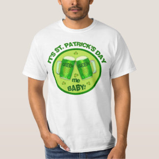 Camiseta verde irlandesa de la cerveza del día de