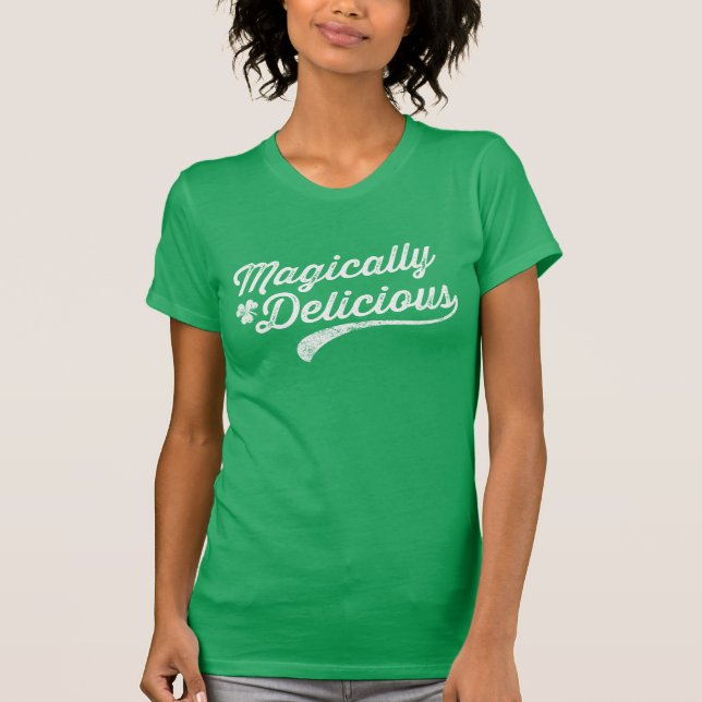Camiseta Verde Magicamente Deliciosa (Anverso)