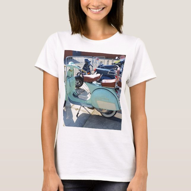 Camiseta Vespa vieja preciosa (Anverso)