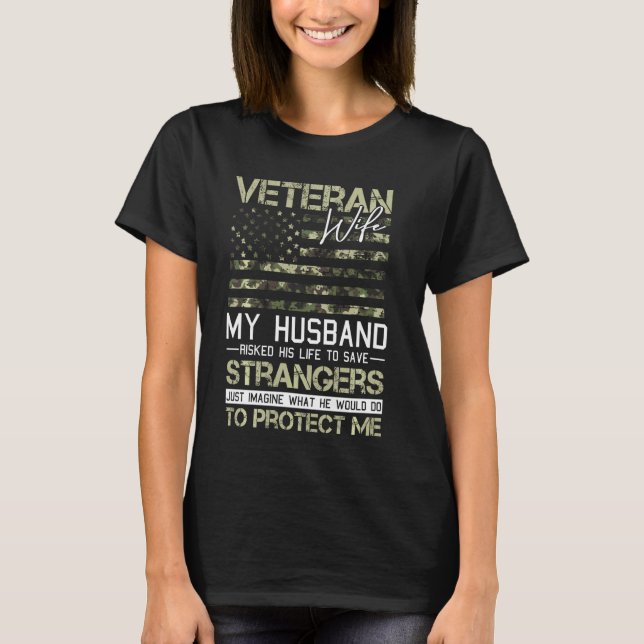 Camiseta Veterana de guerra Día Guay Camo Bandera Americana (Anverso)