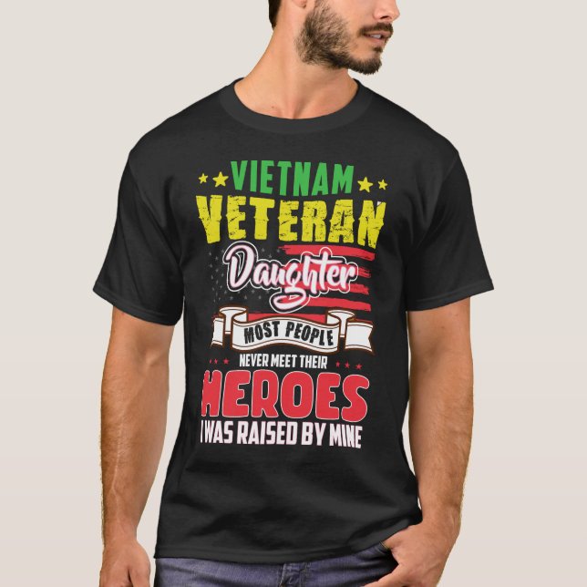Camiseta Veterana vietnamita hija T Shirt, veterana de Viet (Anverso)