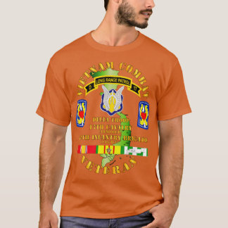 Camiseta Veterano de Guerra de Vietnam con D Troop 17º Cav