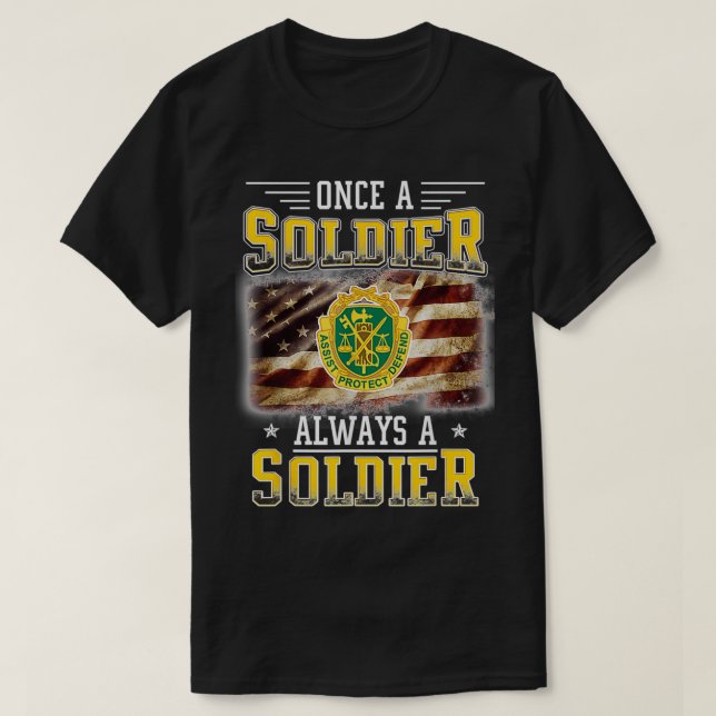 Camiseta Veterano de la policía militar es siempre militar (Diseño del anverso)