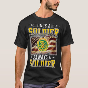 Camiseta Veterano de la policía militar es siempre militar