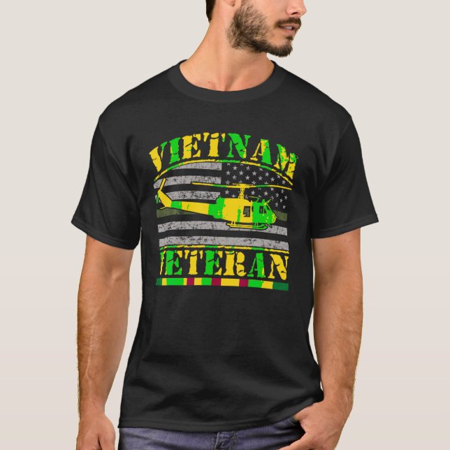 Camiseta Veterano de Vietnam UH 1 Huey Helicopter Crew T Sh (Anverso)