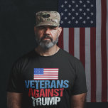 Camiseta Veteranos contra Trump<br><div class="desc">Luché por este país y ahora lucharé contra el candidato republicano,  Donald Trump. Los soldados que lucharon por los Estados Unidos de América se unieron en el movimiento anti Trump contra el hombre que destruirá la propia libertad por la que hemos trabajado con este audaz diseño.</div>