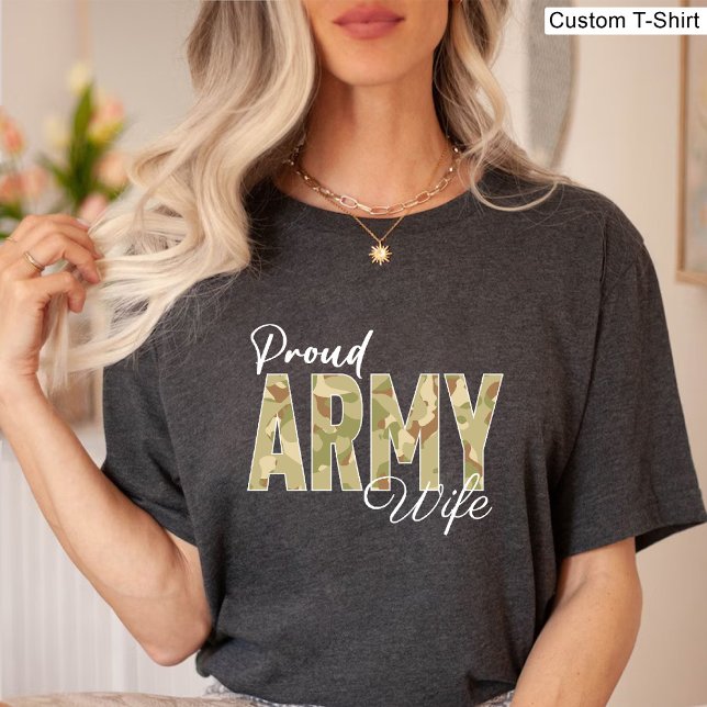 Camiseta Veteranos Día Orgullosa Esposa del Ejército Negro  (Veterans Day Proud Army Wife Black Military T-Shirt)