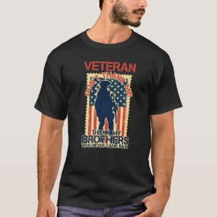 Camiseta Veteranos no me den las gracias a mis hermanos que
