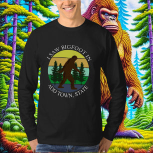 Camiseta Vi un gran pie en (añadir pueblo y estado) persona