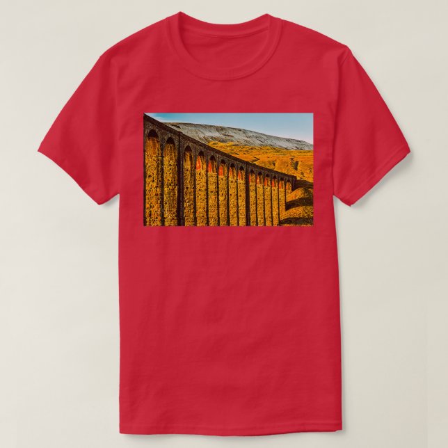 Camiseta Viaducto de la cabeza de la cinta y Whernside (Diseño del anverso)