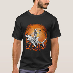 Camiseta Viajando en Shark Lazy Halloween disfrazar gracios