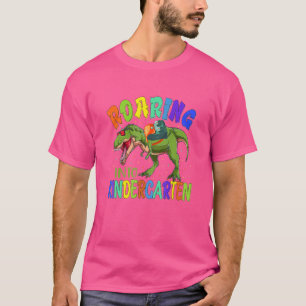 Camiseta Viajando por los jardines de infancia, los dinosau