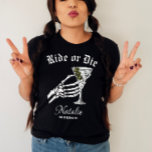 Camiseta Viajar O Morir Hasta La Muerte De Los Fiestas Bach<br><div class="desc">Prepárate para el fiesta con un toque gótico con nuestra camiseta personalizada "Ride Or Die", diseñada para una celebración de soltera "Hasta la muerte, Fiesta". Esta camisa es la elección perfecta para una fiesta gótica de soltera boda, con un gráfico de esqueletos audaces para novias y el eslogan lúdico "hasta...</div>