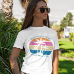 Camiseta Viaje de primavera - Familia de Personalizados de<br><div class="desc">Esta linda camiseta de mujeres con palmeras tropicales es perfecta para un viaje en primavera con sus amigos universitarios o unas divertidas vacaciones en barco de crucero con la familia. Personaliza un juego de camisetas personalizadas para que tu grupo se desplace a la playa o para una reunión familiar en...</div>