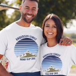 Camiseta Viaje de Reunión de Personalizados de la Montaña B<br><div class="desc">Esta fresca puesta de sol azul sobre montañas rocosas en la naturaleza es una gran imagen para un conjunto de camisetas personalizadas para una reunión familiar, un viaje por carretera o unas vacaciones de verano. Conmemorar tu viaje de montaña con tetas de la naturaleza para mamá, papá, hermano y hermana....</div>