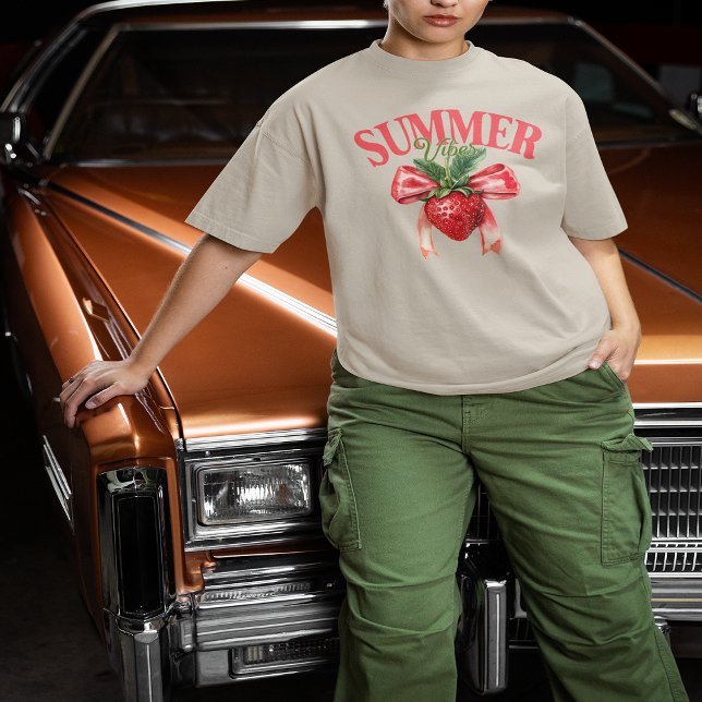 Camiseta Viajes de verano de fresa (Strawberry Summer Vibes T-Shirt)